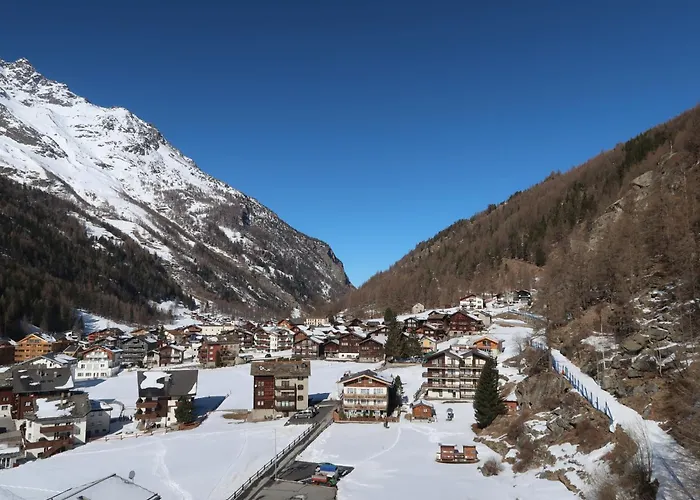 Berg-idyll By Interhome Apartamento Saas-Grund