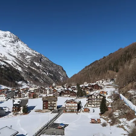 Berg-idyll By Interhome Apartamento Saas-Grund